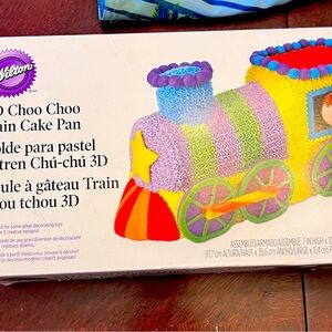 Wilton's 3-D Choo Choo Train Cake Pan
